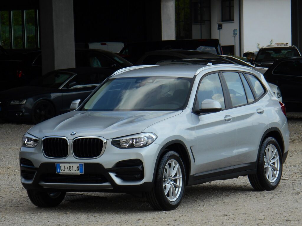 BMW X3 xDrive20i 184CV Business Advantage Auto Steptronic