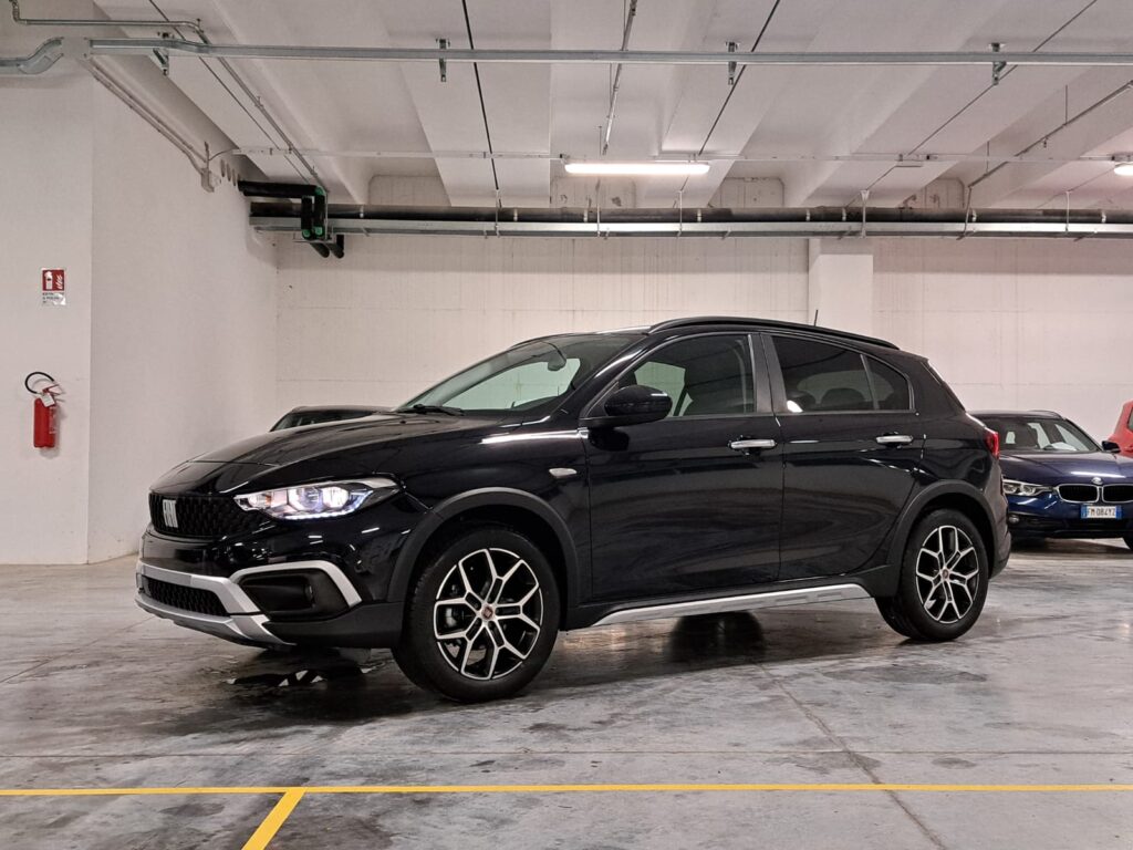 Fiat Tipo 1000 100CV Cross 5 Porte (GL854MC)