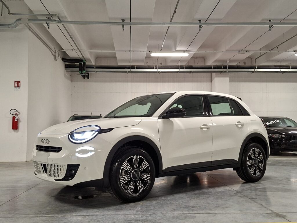 Fiat 600 1200 Turbo mhev Hybrid 101CV Icon DCT (HA386SN)