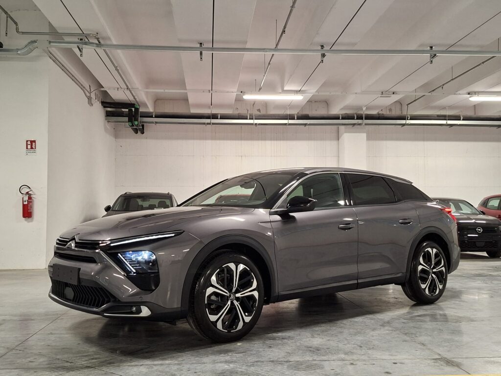 Citroen C5 X 1200 PureTech mhev Hybrid 136CV Plus e-DCS6 (HA524SM)