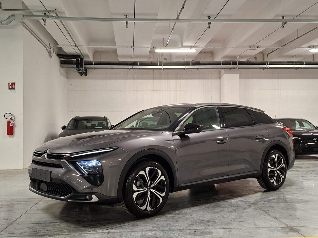 Citroen C5 X 1200 PureTech mhev Hybrid 136CV Plus e-DCS6 (HA528SM)
