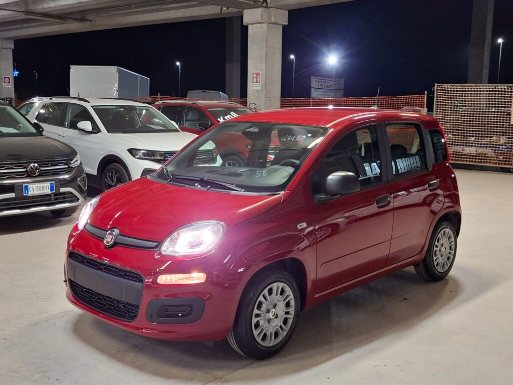Fiat New Panda 1000 FireFly Hybrid 70CV Icon 5 Porte (HB905FE)