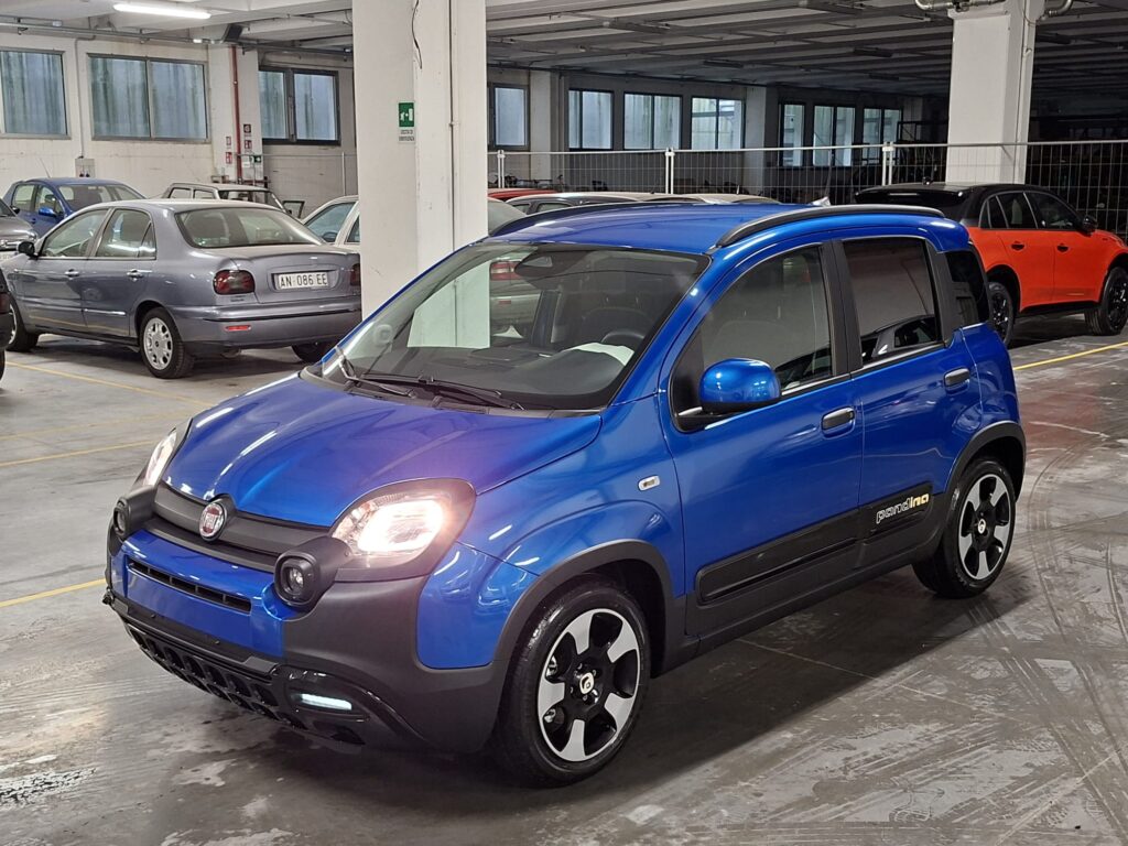 Fiat New Panda Pandina 1000 FireFly Hybrid 65CV Cross 5 Porte (HD043MD)