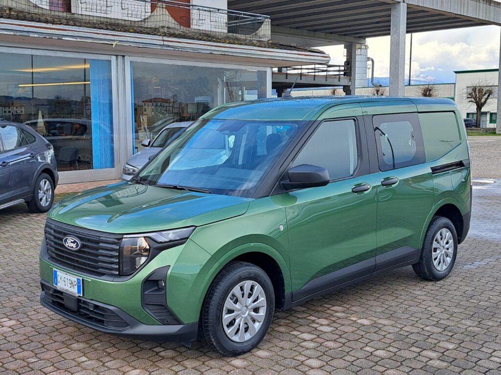 Ford Transit Courier Van